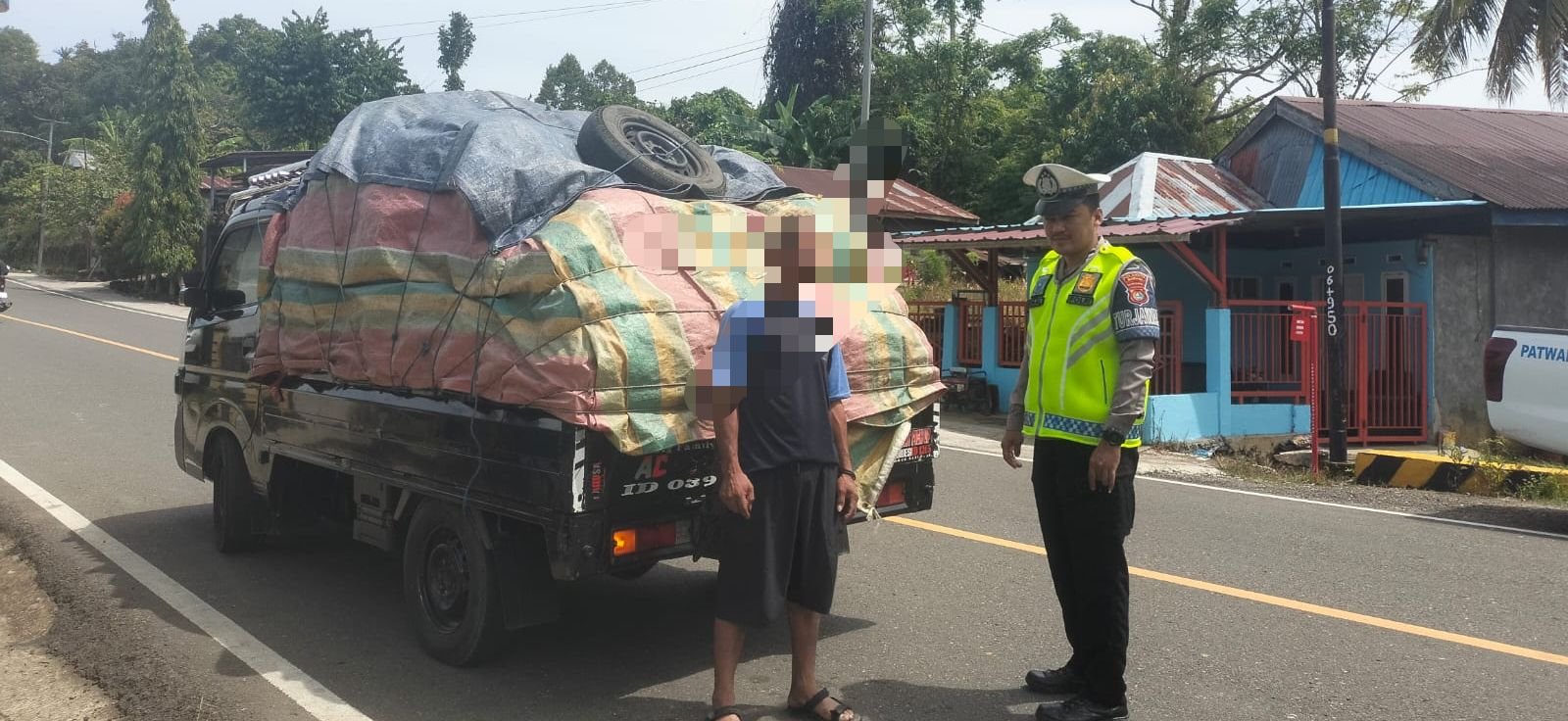 Polresta Mamuju Tegur Pengendara Overload di Hari Ketiga Operasi Keselamatan Marano 2026