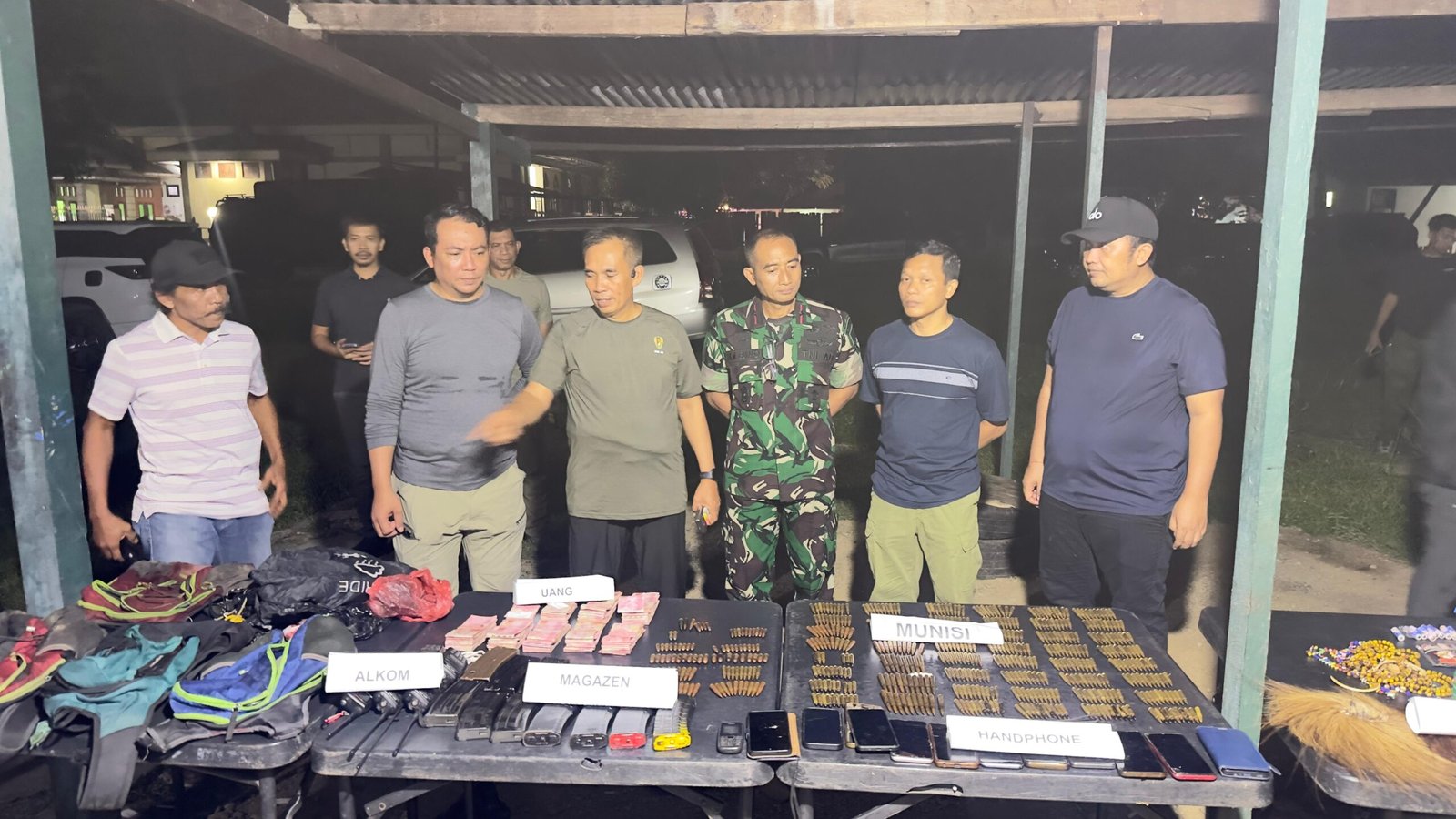 Digulung di Jantung Hutan Nabire, Camp. KKB Diserbu; Kontak Tembak Meletup, Ratusan Amunisi Disita