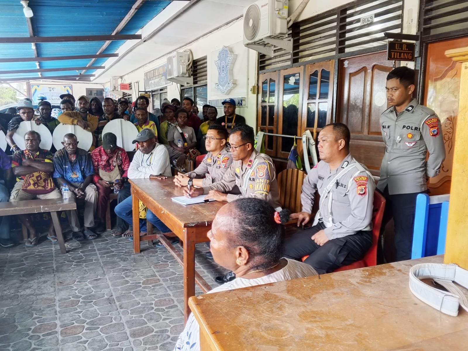 Kecelakaan Maut di Nabire Berakhir Damai: Polisi Mediasi Dua Keluarga, Kasus Tak Berlanjut ke Jalur Hukum