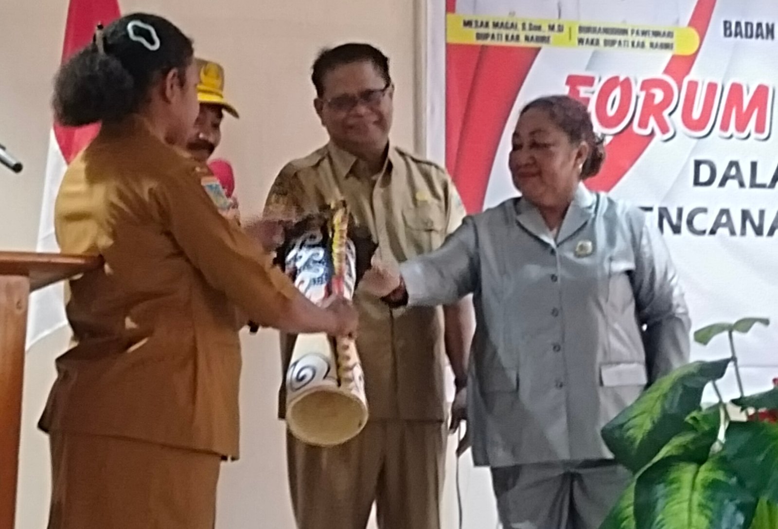 Puluhan Miliar Terbuang? Plt Setda Nabire Sentil Pasar, Sekolah hingga Kantor Distrik yang Dibangun Tapi Kosong