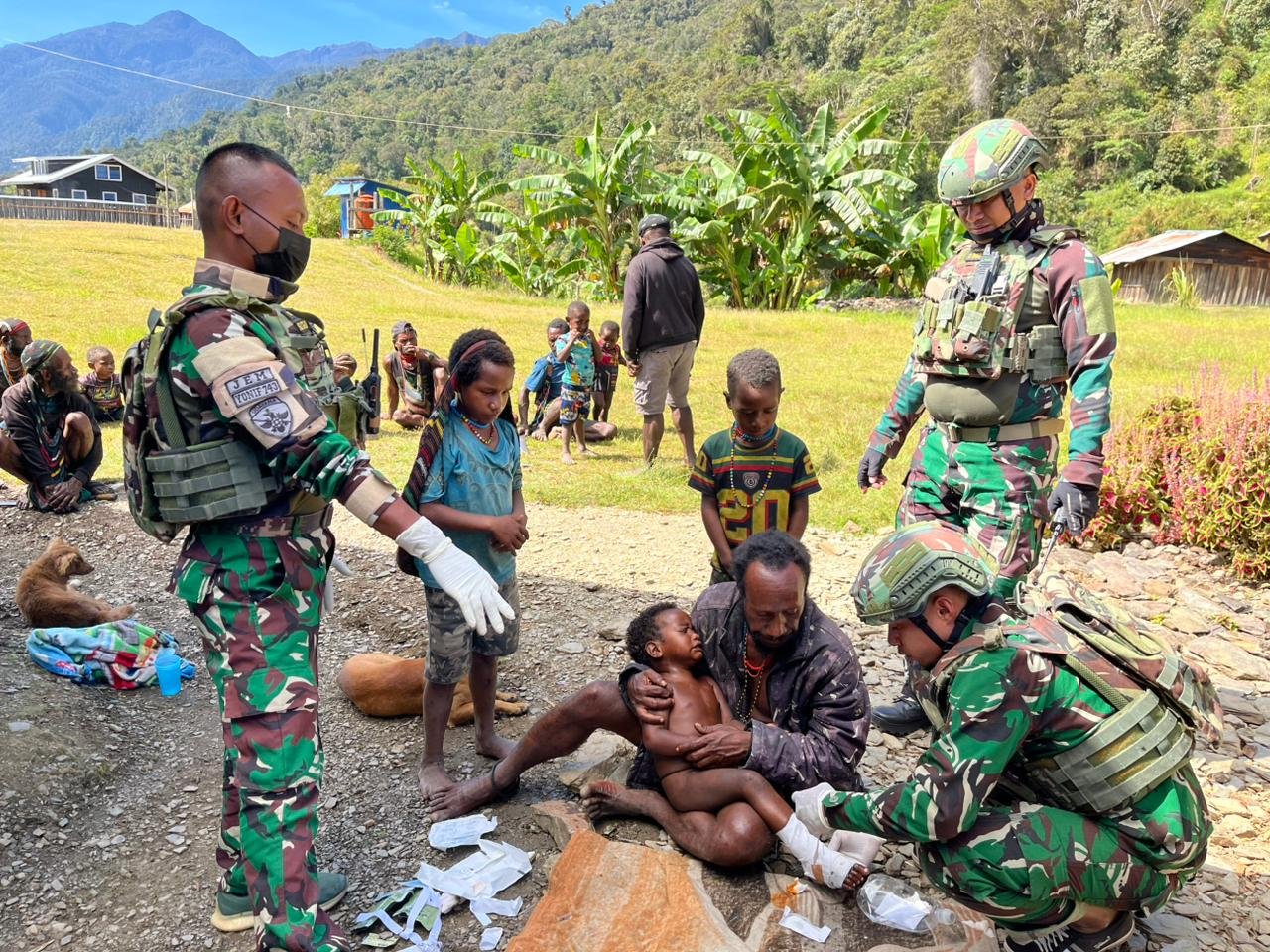 Teror OPM Bakar Rumah di Pogoma, 5 Warga Sipil Tertembak. TNI Kejar Kelompok Lekagak Talenggen