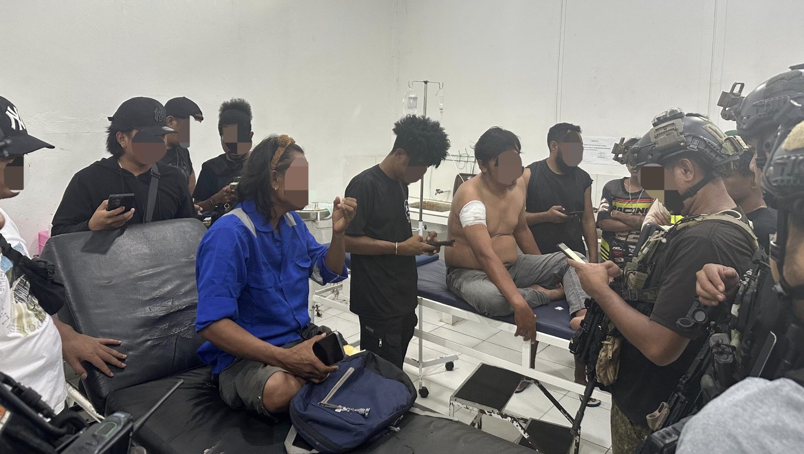 “Siang Bolong di Dekai: Warga Ditembak OTK, Satgas Damai Cartenz Bergerak Cepat, Pelaku Diburu!”