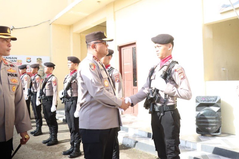Kapolda Sulbar Disambut Jajar Kehormatan di Mamuju, Soroti Disiplin hingga Pelayanan Humanis Polisi