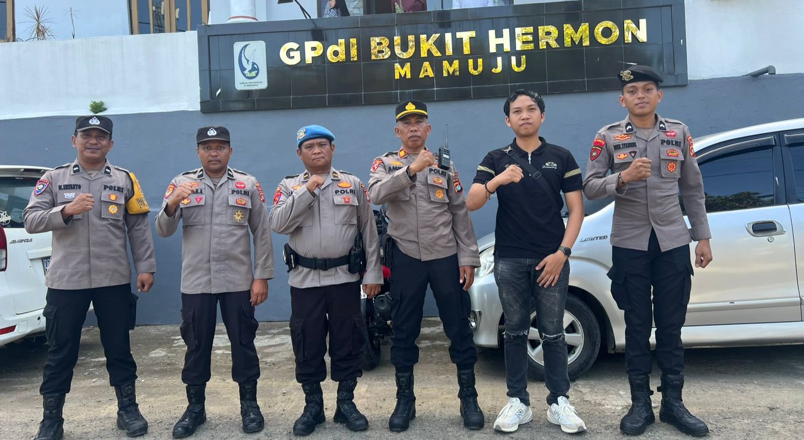 Ratusan Polisi Siaga di Gereja, Ibadah Kenaikan Yesus Kristus di Mamuju Berlangsung Aman dan Kondusif